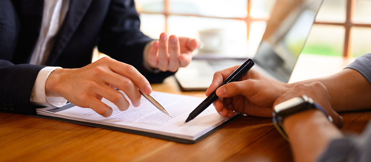 Enhancing SharePoint Legal Document Management with Expert Support